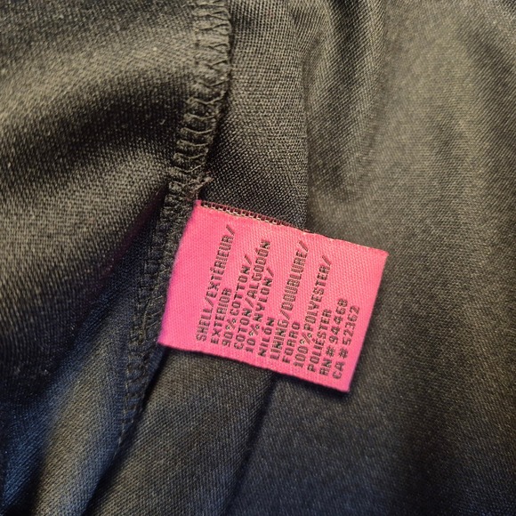 Betsey Johnson Black White Lace Fit Flare Dress Cap Sleeve V-Neck Size 6 - Picture 3 of 11